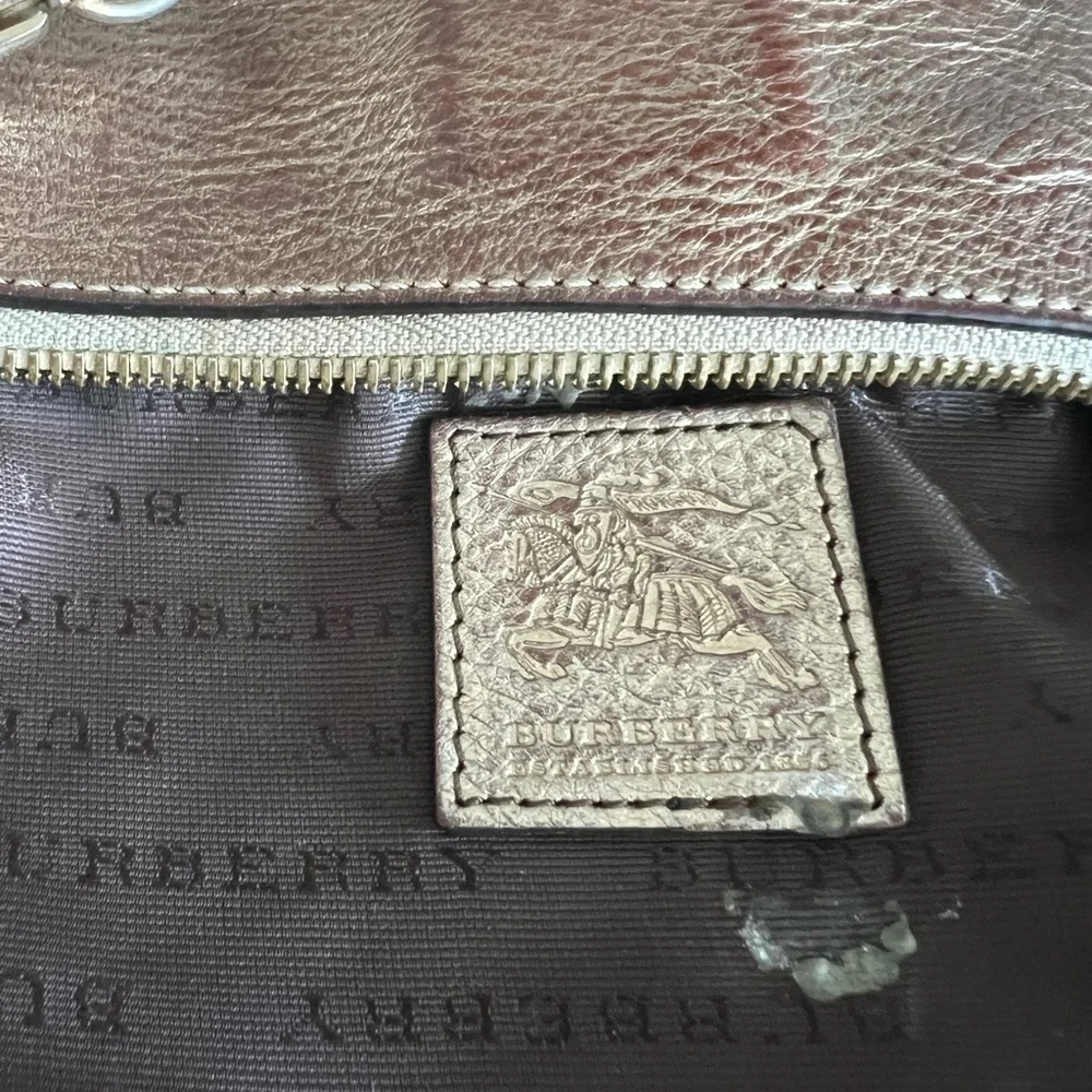 Vintage Burberry Gold and Cream Quilted Wristlet Clutch